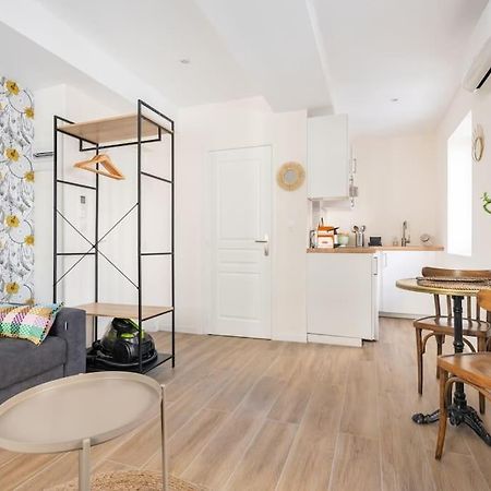 Studio Cosy Vieux-Port Apartment Marseille Bagian luar foto